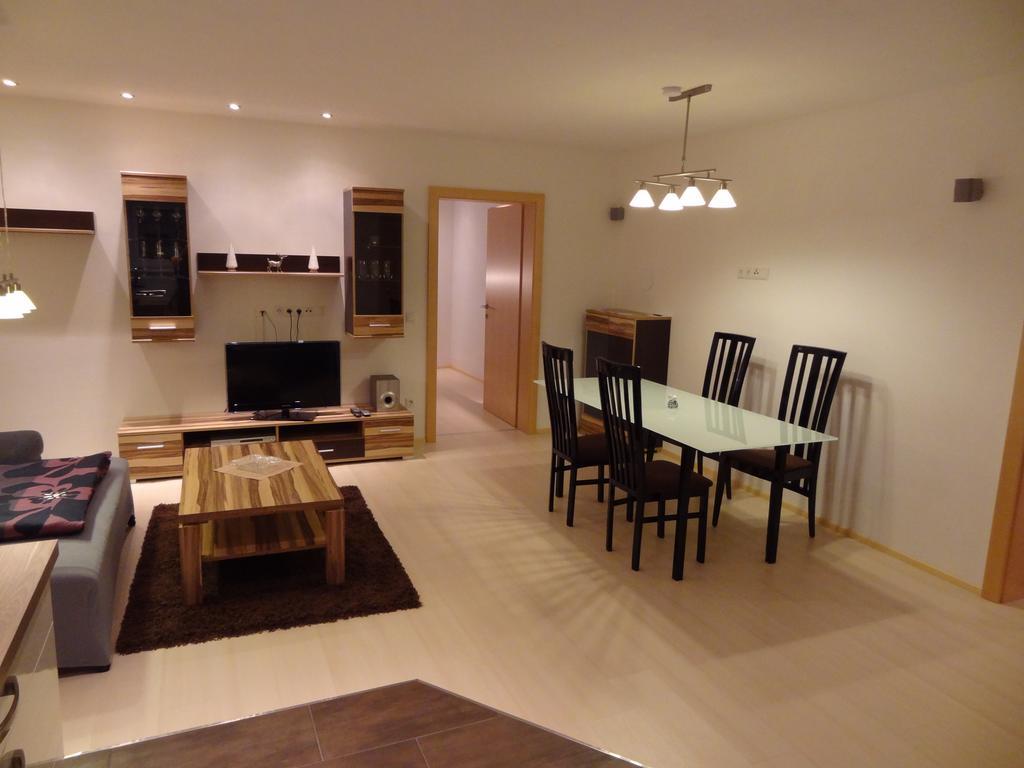 Wm-Appartements Haus im Ennstal Δωμάτιο φωτογραφία